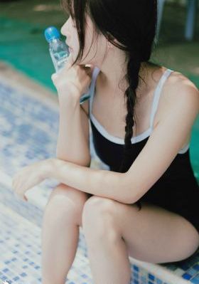 浓精喷进老师黑色丝袜_1080P免费观看电视剧