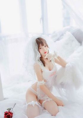 偷拍美女洗澡_BD高清完整版播放