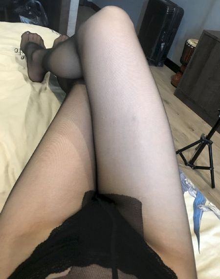 老师含紧一点h边做边走视频_1080手机在线观看