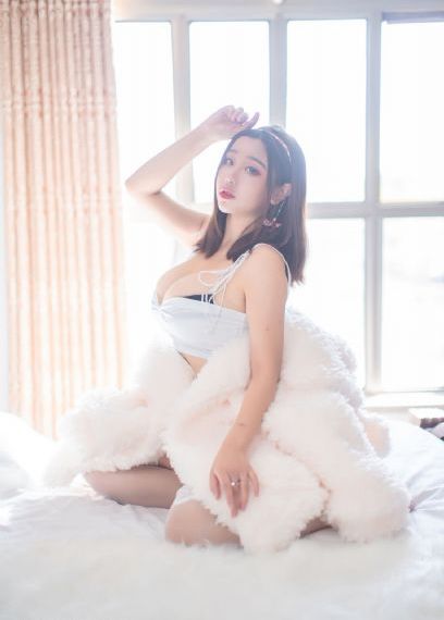 肏屄黄色视频_超清电影在线观看