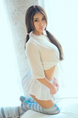 女人与大猩做爰视频_超清电影完整版