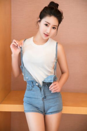 欧美丰满大屁股精品无码_BD英语在线观看
