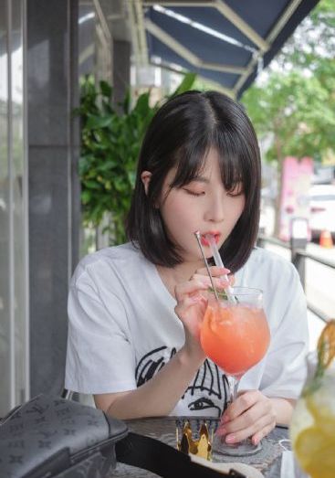 免费看美女直播的软件推荐_4K在线观看完整版