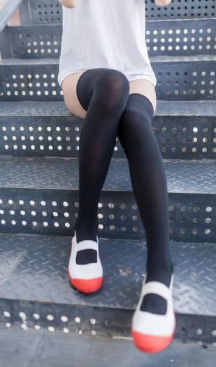 波多野结衣人妻女教师4_4K神马影院在线
