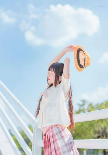 香蕉尹人在线视频_午夜在线观看完整版