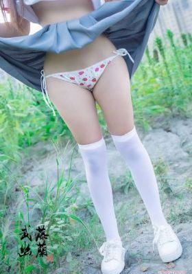 乱伦中文综合国产_超清免费观看超清