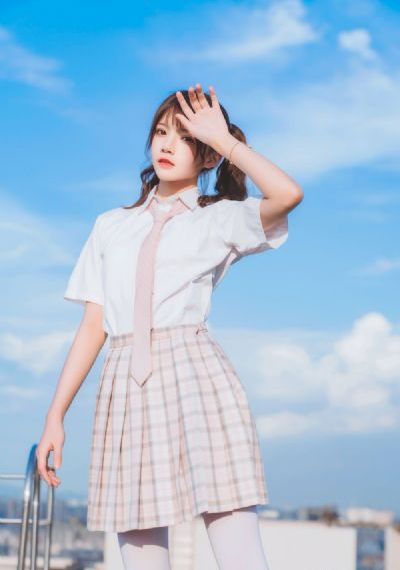 美女很黄免费_BD韩语免费高清观看