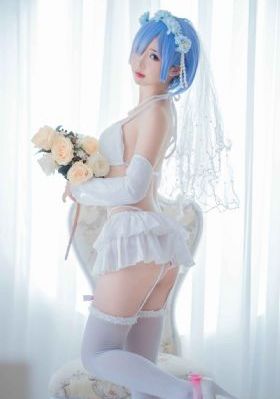 婷婷综合久久中文字幕蜜桃三_HD全集免费观看